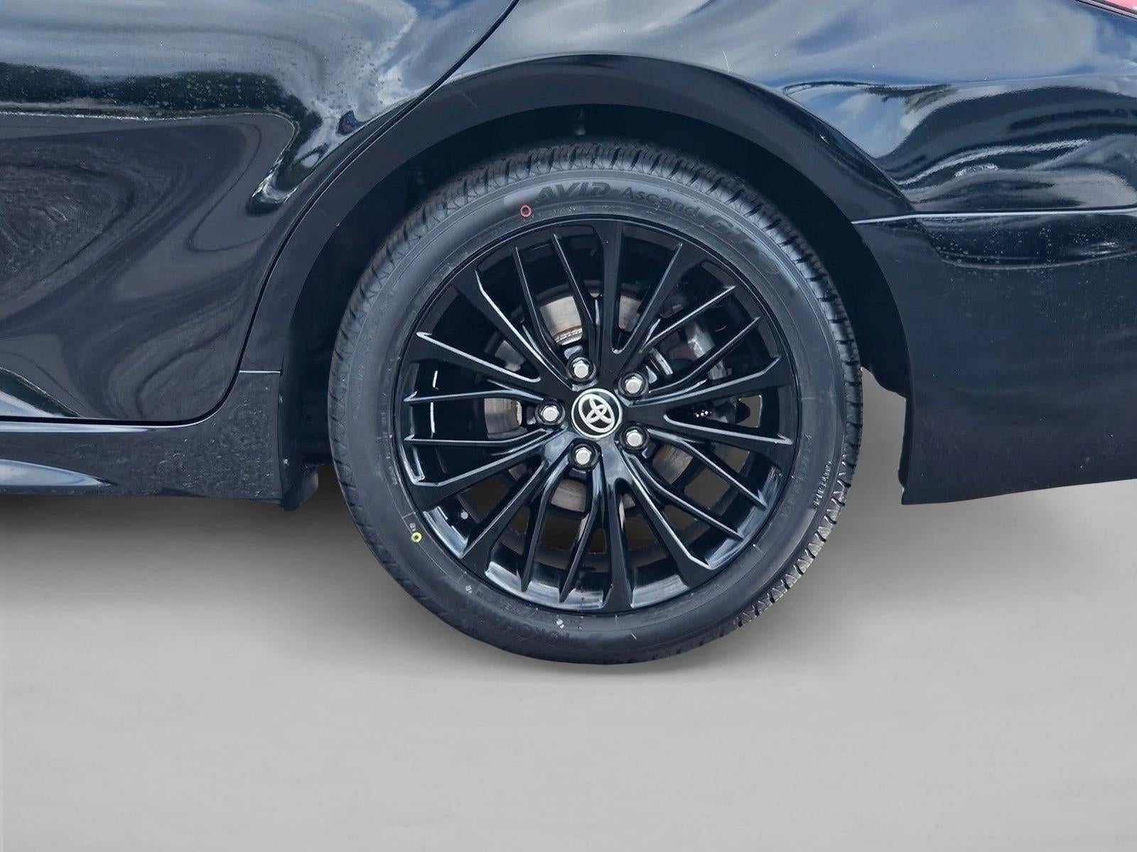 2020 Toyota Camry SE Nightshade Auto AWD (Natl)