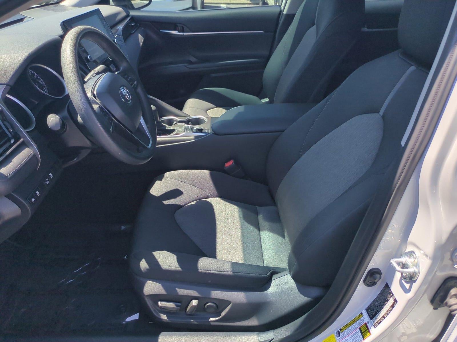 2022 Toyota Camry Hybrid LE CVT (Natl)