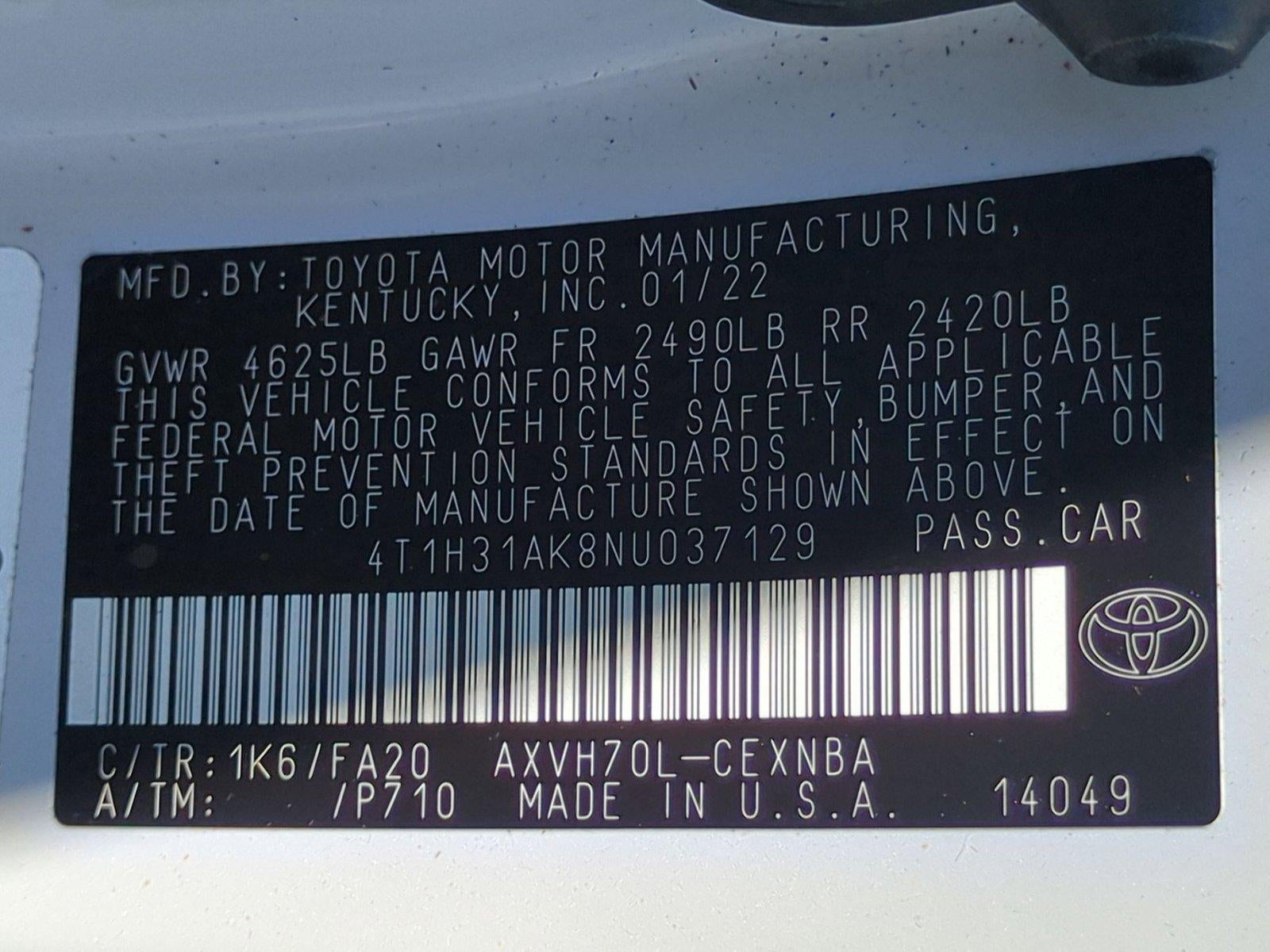 2022 Toyota Camry Hybrid LE CVT (Natl)