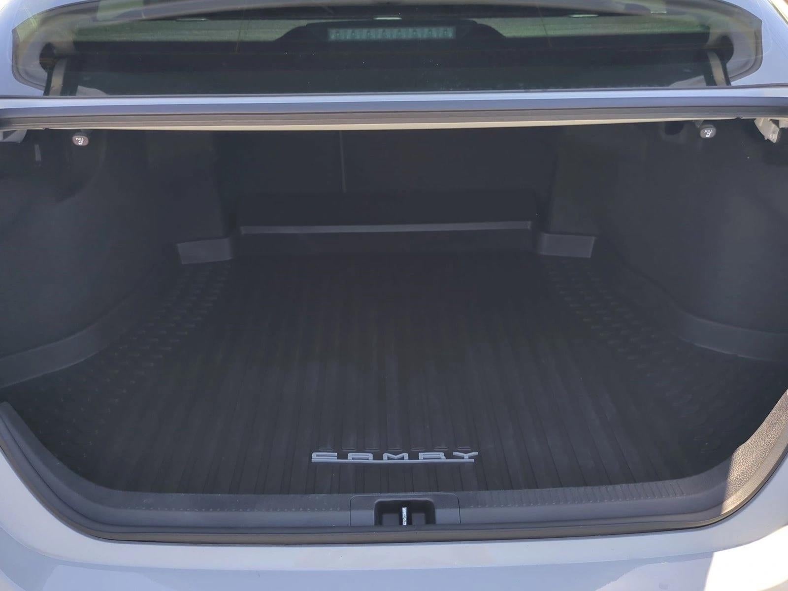 2022 Toyota Camry Hybrid LE CVT (Natl)