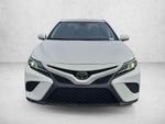2020 Toyota Camry SE Auto (SE)