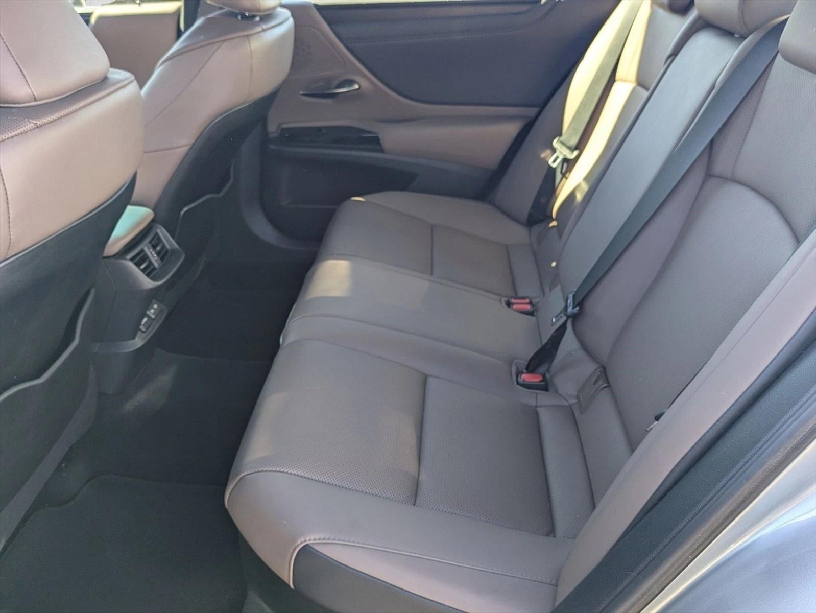 2023 Lexus ES 300h FWD