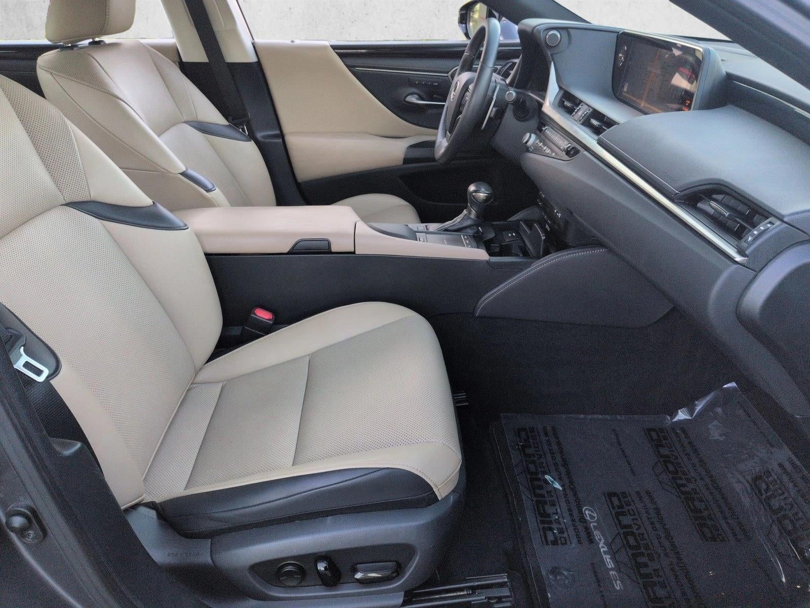2021 Lexus ES 300h FWD