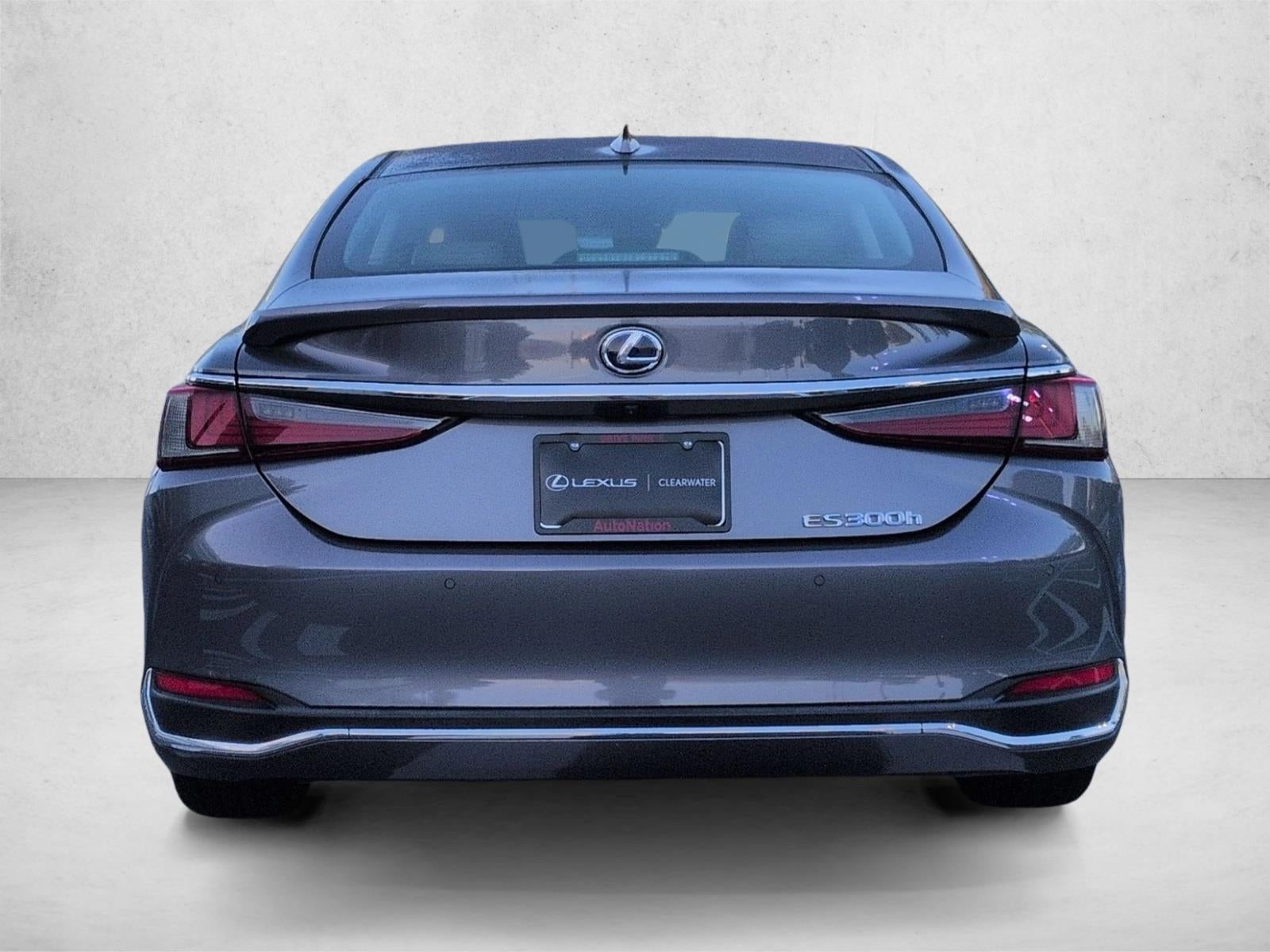 2021 Lexus ES 300h FWD