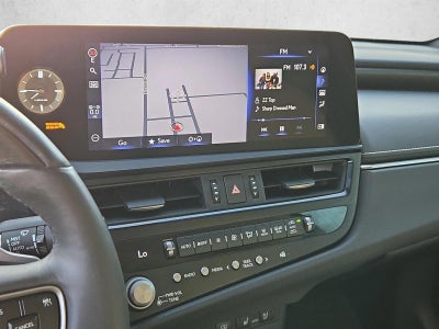 2022 Lexus ES 300h Ultra Luxury FWD