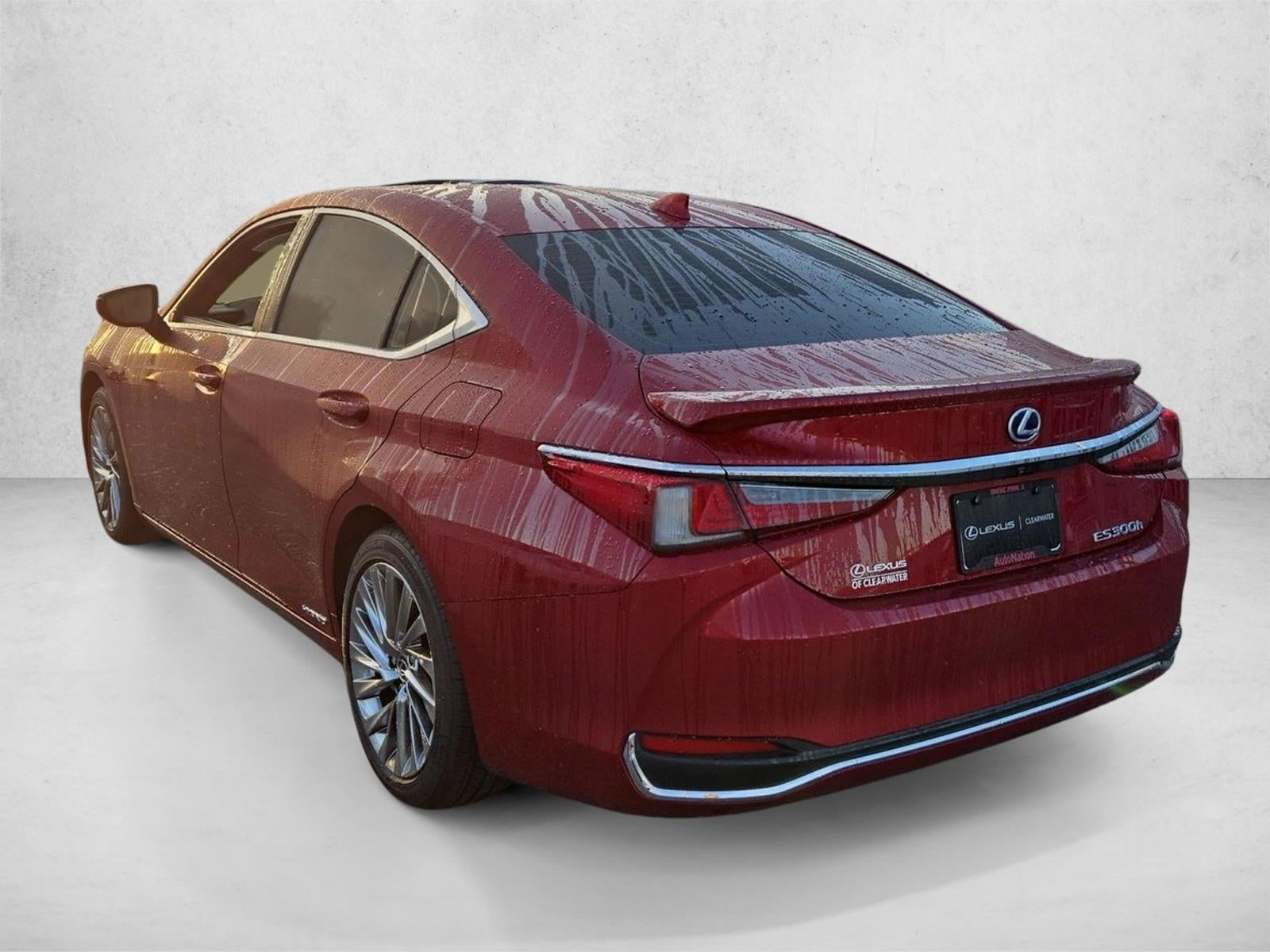2022 Lexus ES 300h Ultra Luxury FWD
