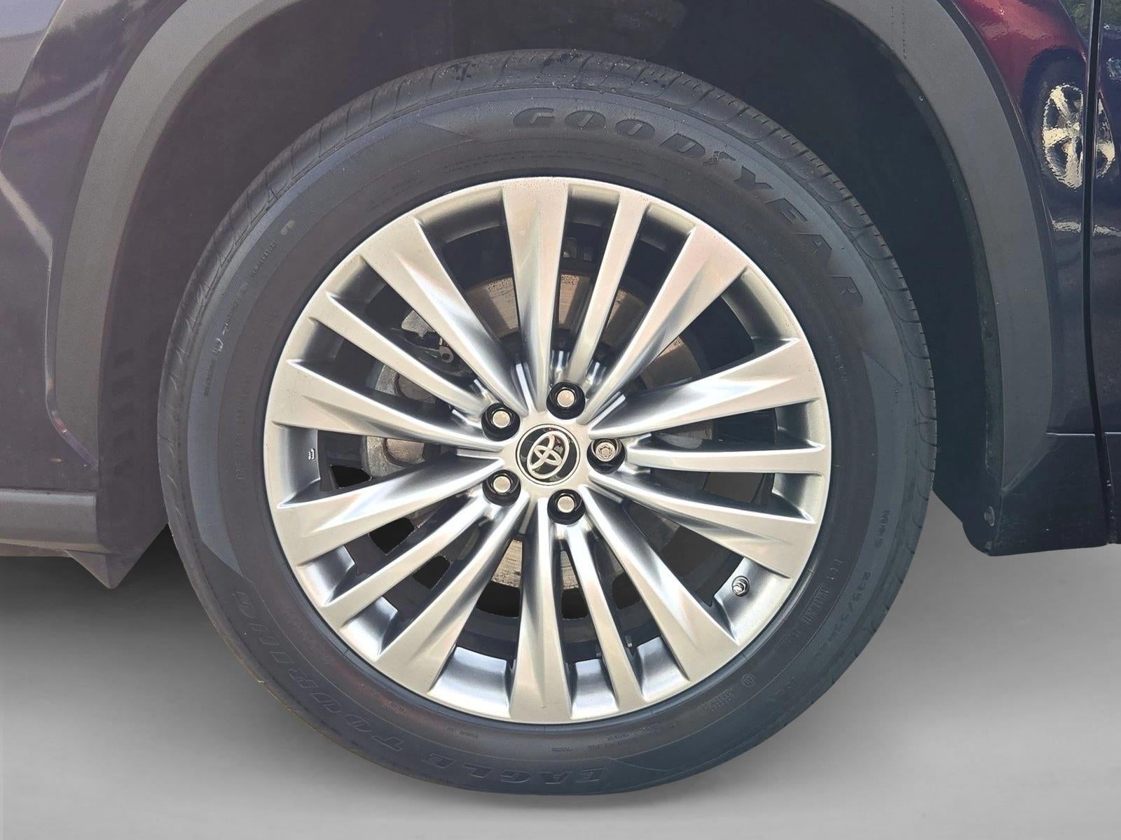 2021 Toyota Highlander Platinum FWD (Natl)