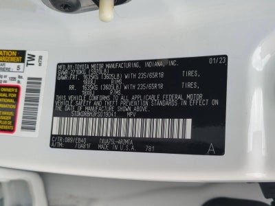 2023 Toyota Highlander XLE AWD (Natl)