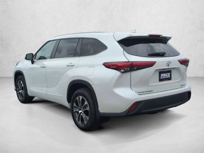 2023 Toyota Highlander XLE AWD (Natl)