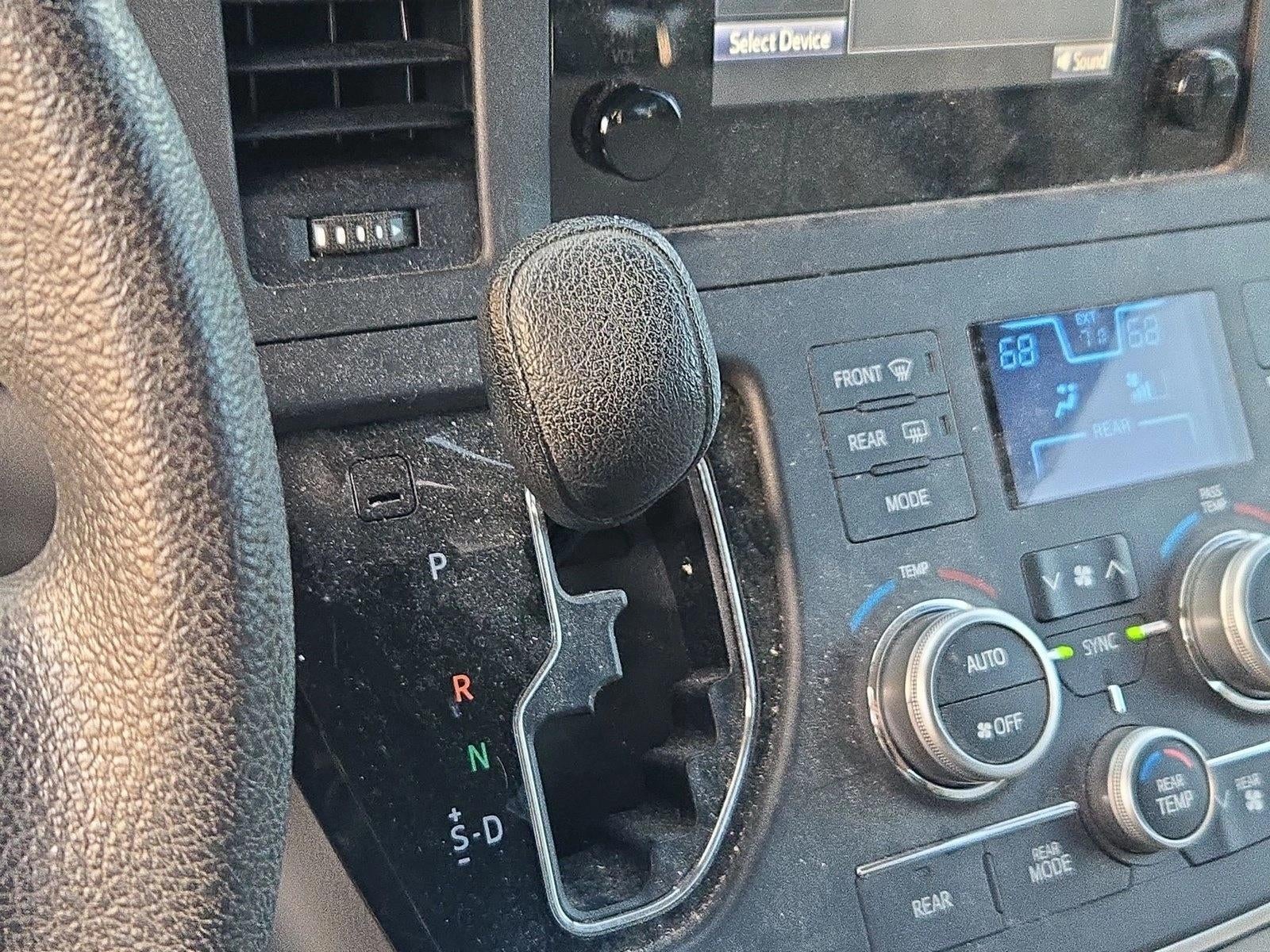 2017 Toyota Sienna L FWD 7-Passenger (Natl)