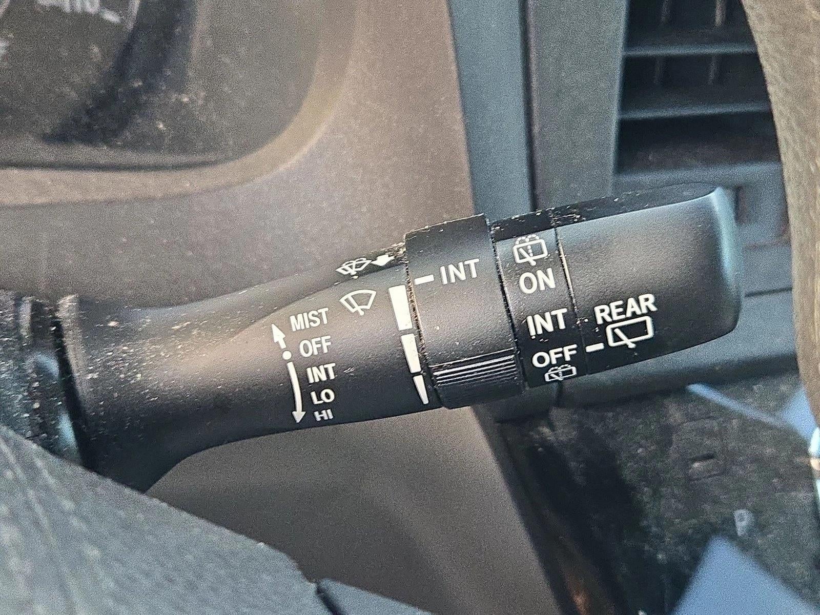 2017 Toyota Sienna L FWD 7-Passenger (Natl)