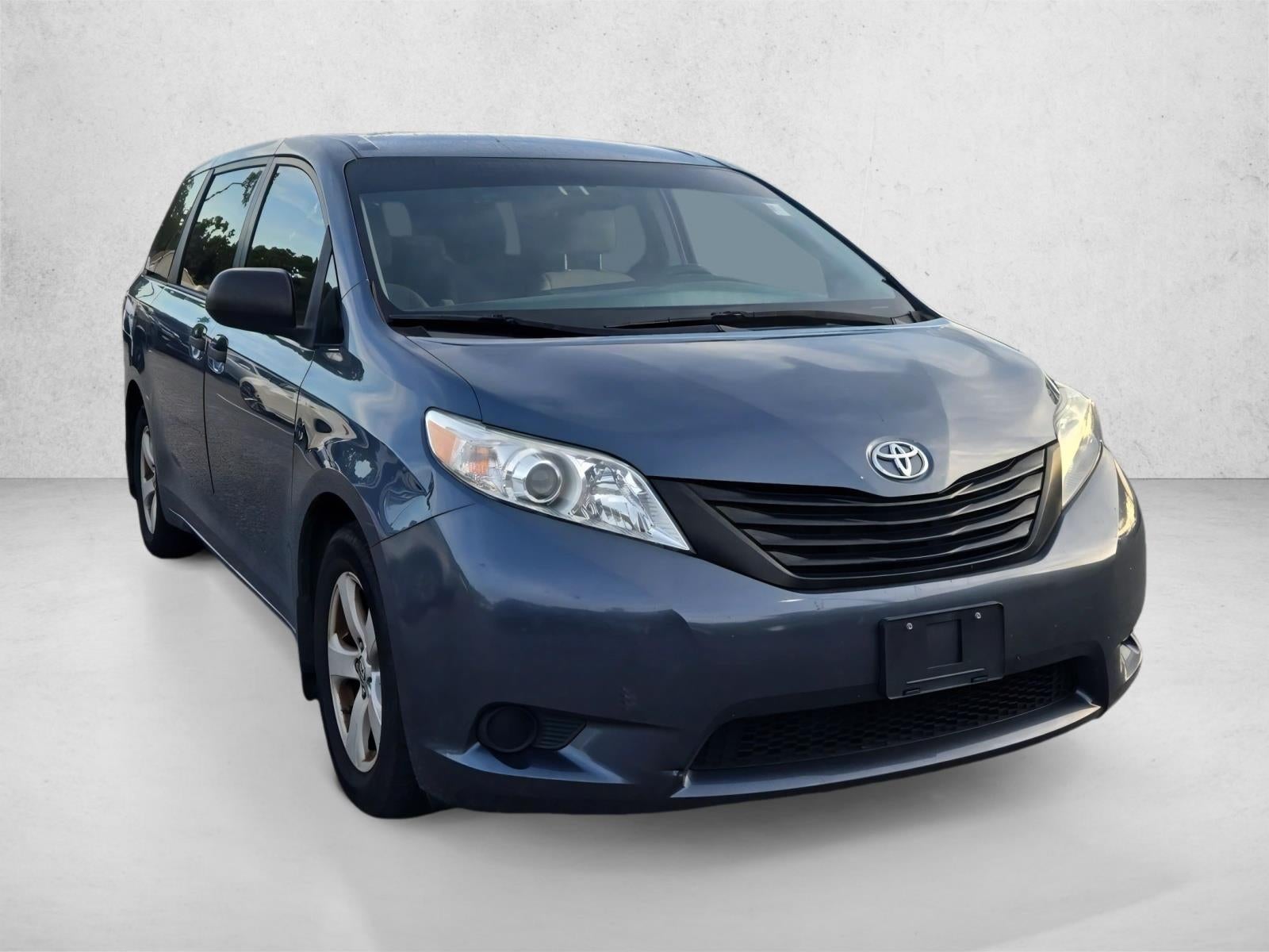 2017 Toyota Sienna L FWD 7-Passenger (Natl)