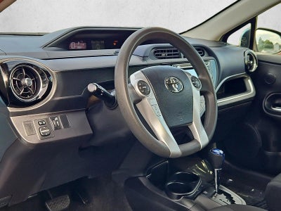 2015 Toyota Prius c 5dr HB Two (Natl)