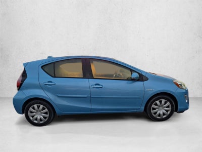 2015 Toyota Prius c 5dr HB Two (Natl)