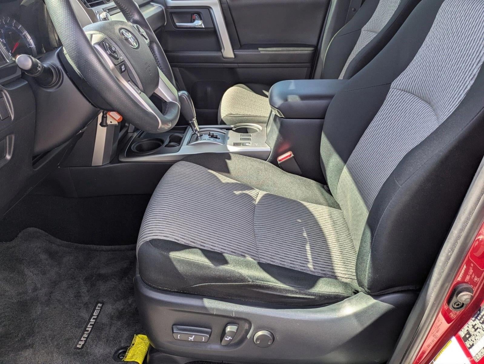 2016 Toyota 4Runner RWD 4dr V6 SR5 (Natl)