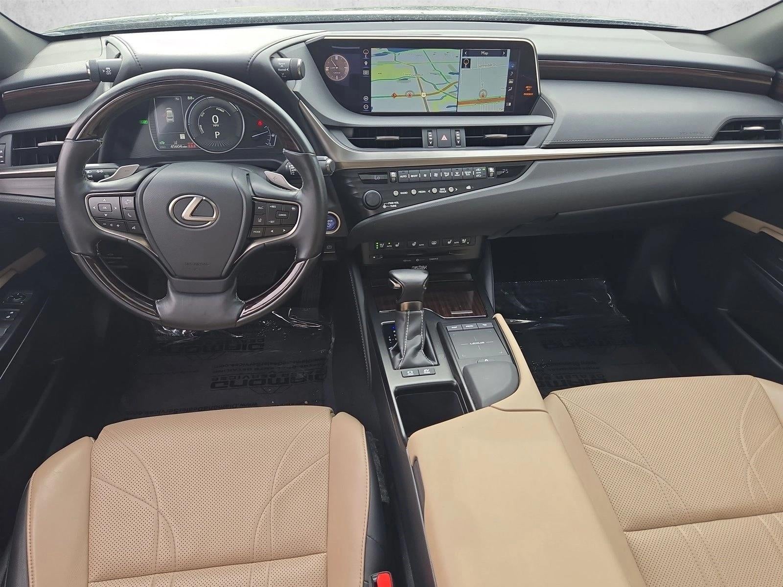 2019 Lexus ES 300h Luxury FWD