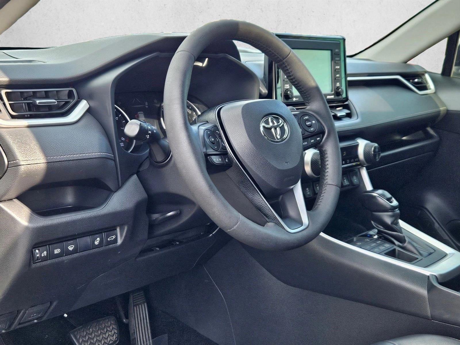2020 Toyota RAV4 XLE Premium AWD (Natl)