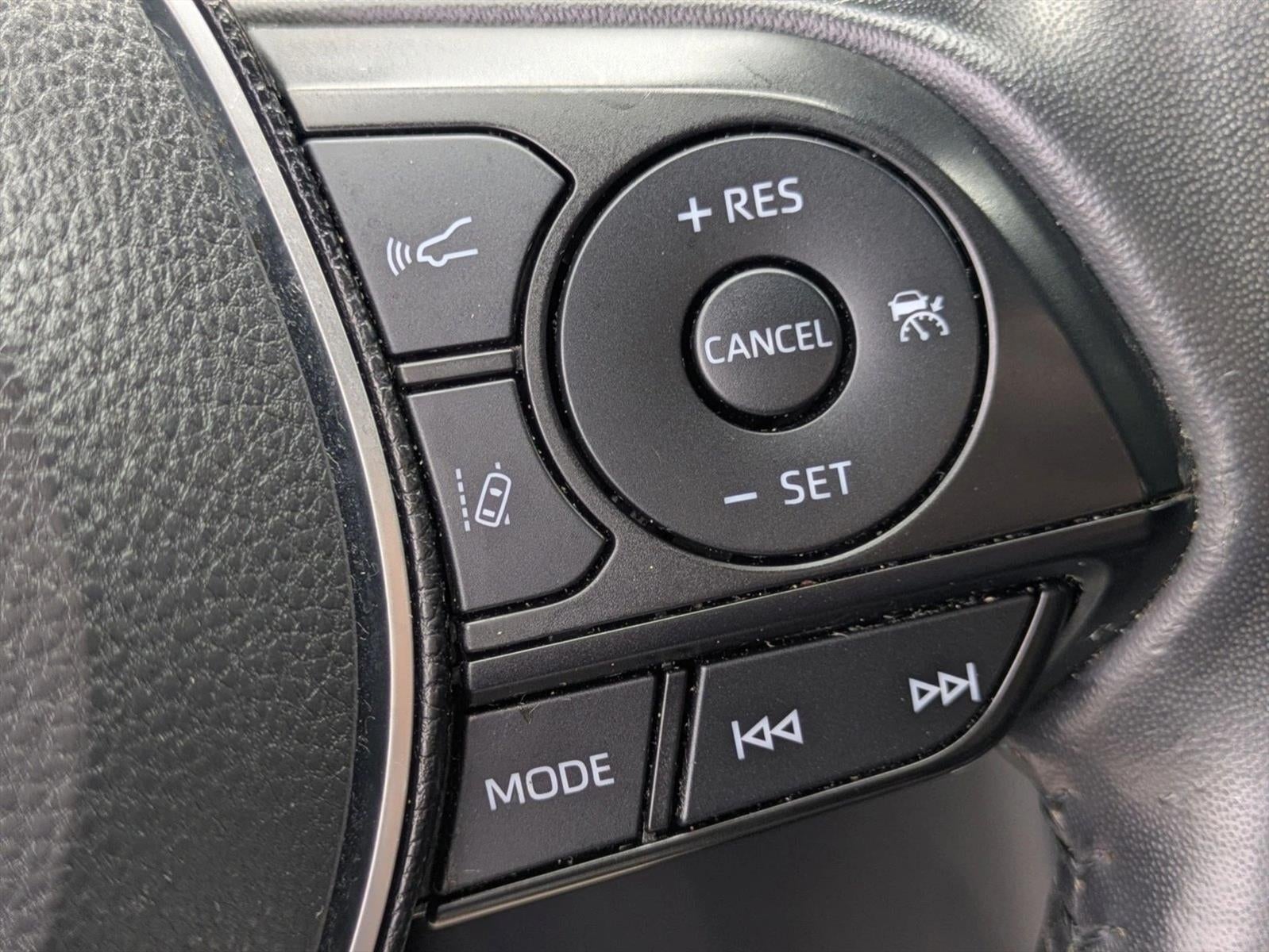 2020 Toyota RAV4 XLE Premium AWD (Natl)