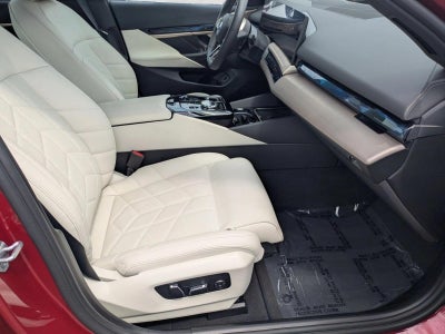 2025 BMW i5 M60 Sedan
