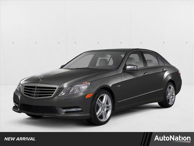 2013 Mercedes-Benz E-Class's photo