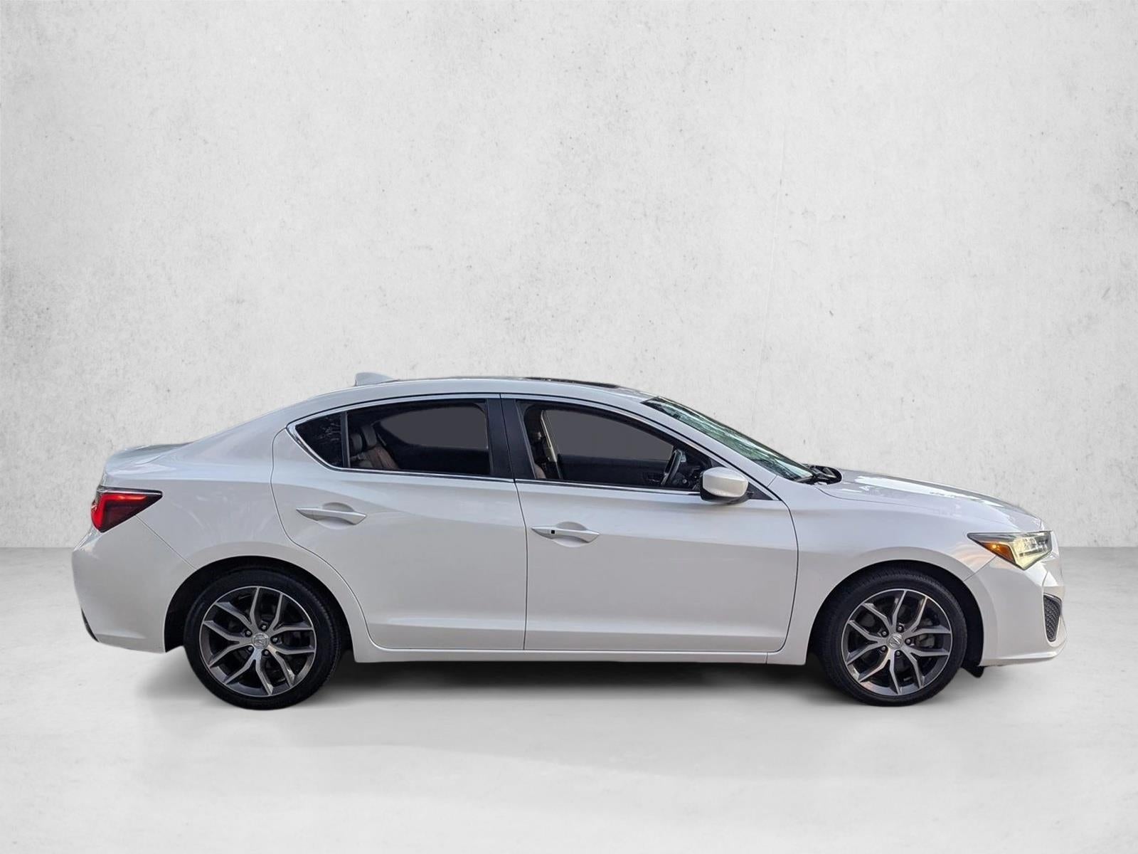 2019 Acura ILX Sedan w/Premium Pkg