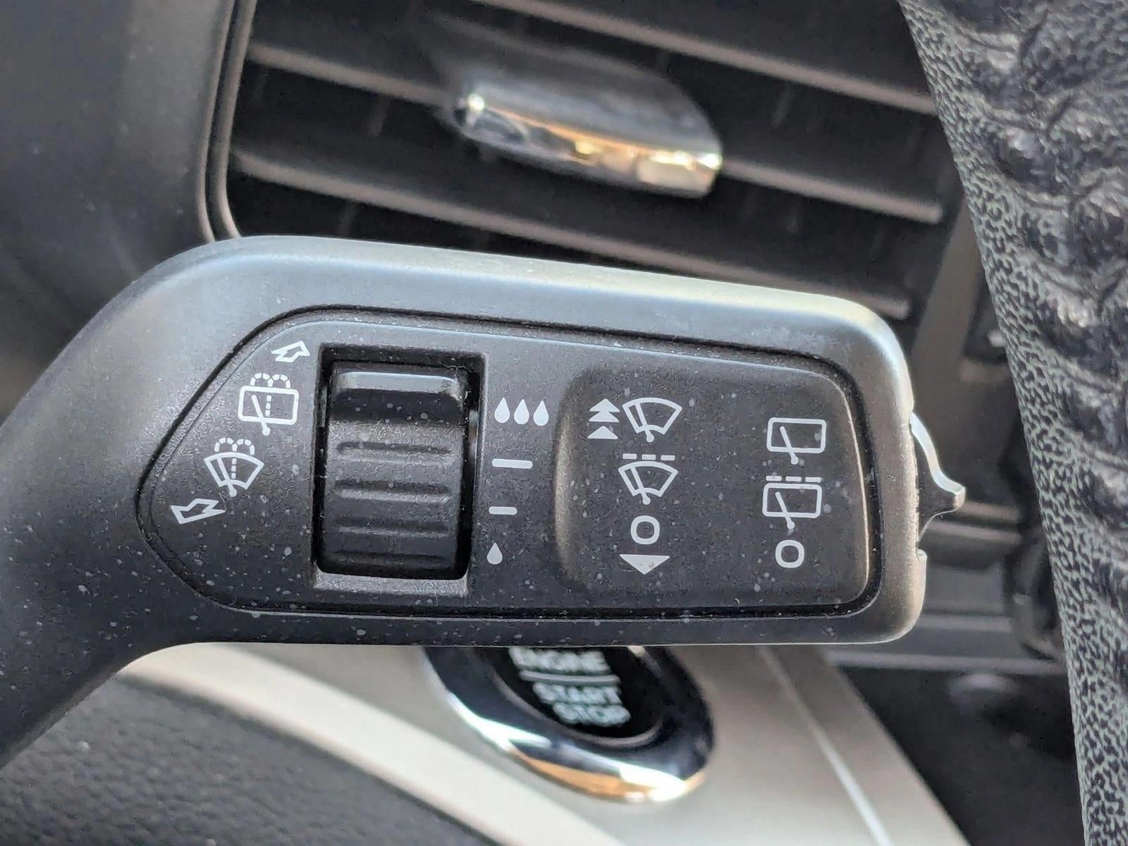 2021 Ford Explorer XLT RWD