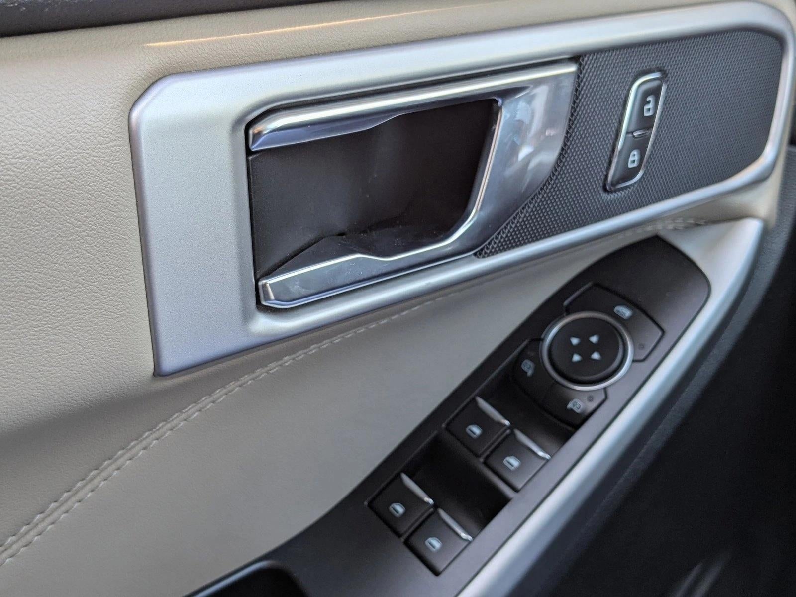 2021 Ford Explorer XLT RWD