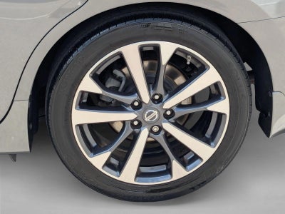 2017 Nissan Altima 2.5 SR Sedan