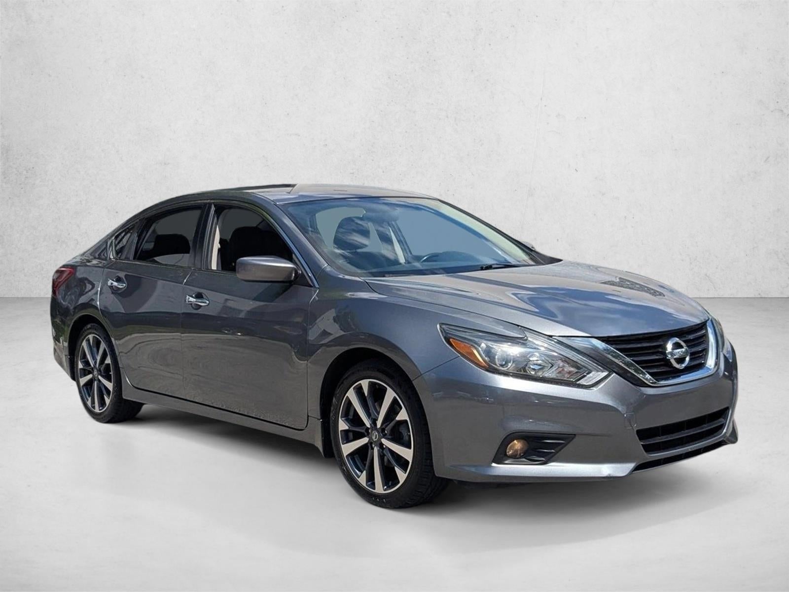 2017 Nissan Altima 2.5 SR Sedan