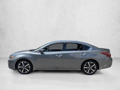 2017 Nissan Altima 2.5 SR Sedan