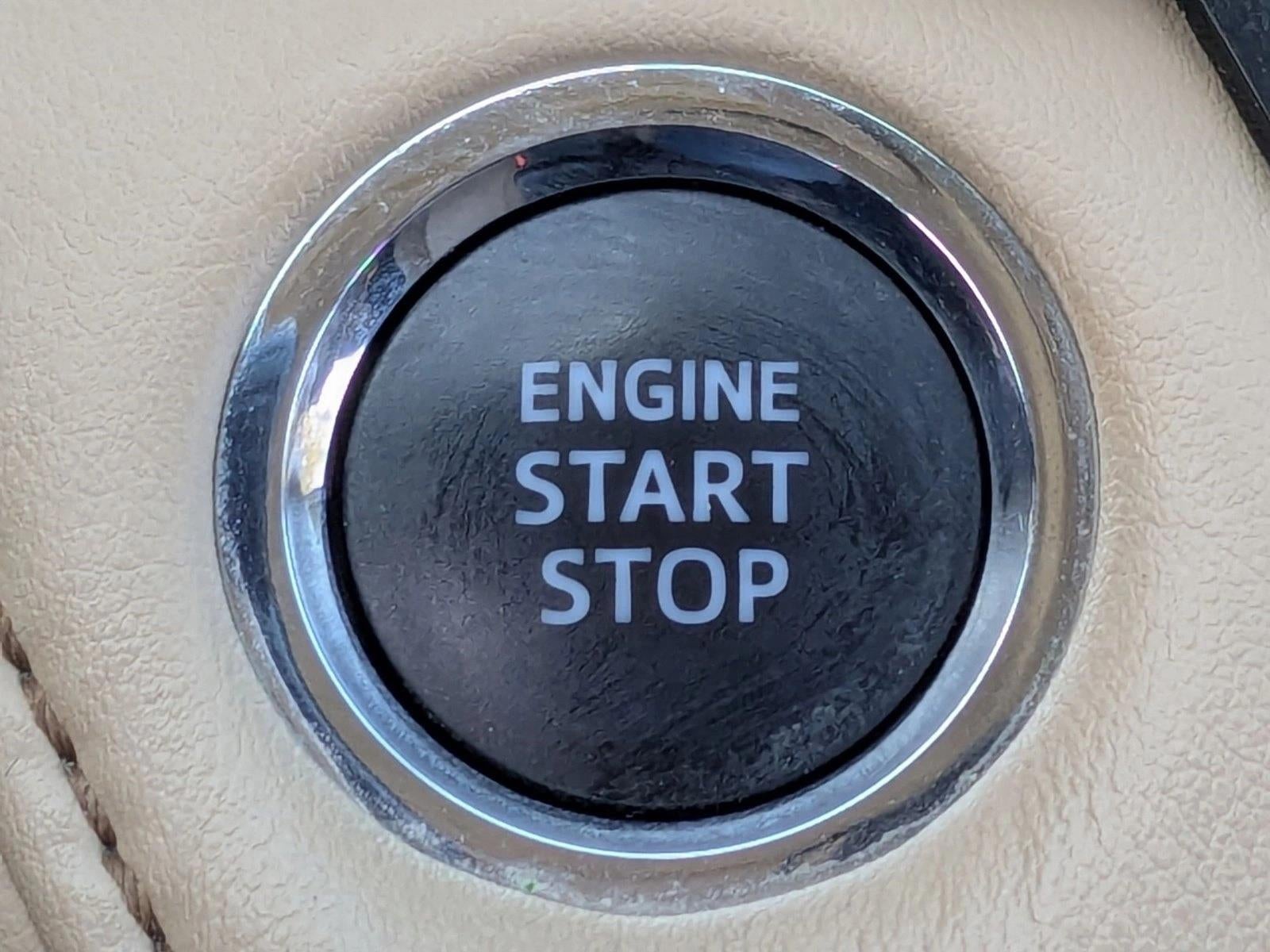 2014 Toyota RAV4 AWD 4dr Limited (Natl)