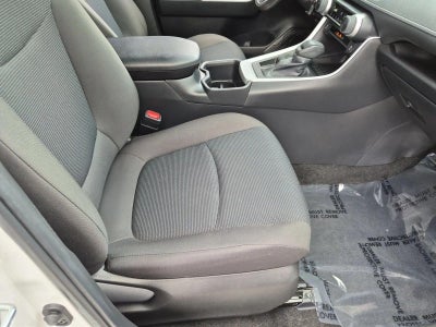 2024 Toyota RAV4 LE FWD (GS)