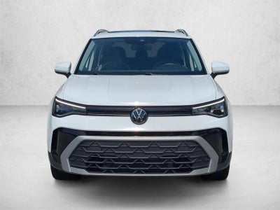 2025 Volkswagen Taos SE FWD