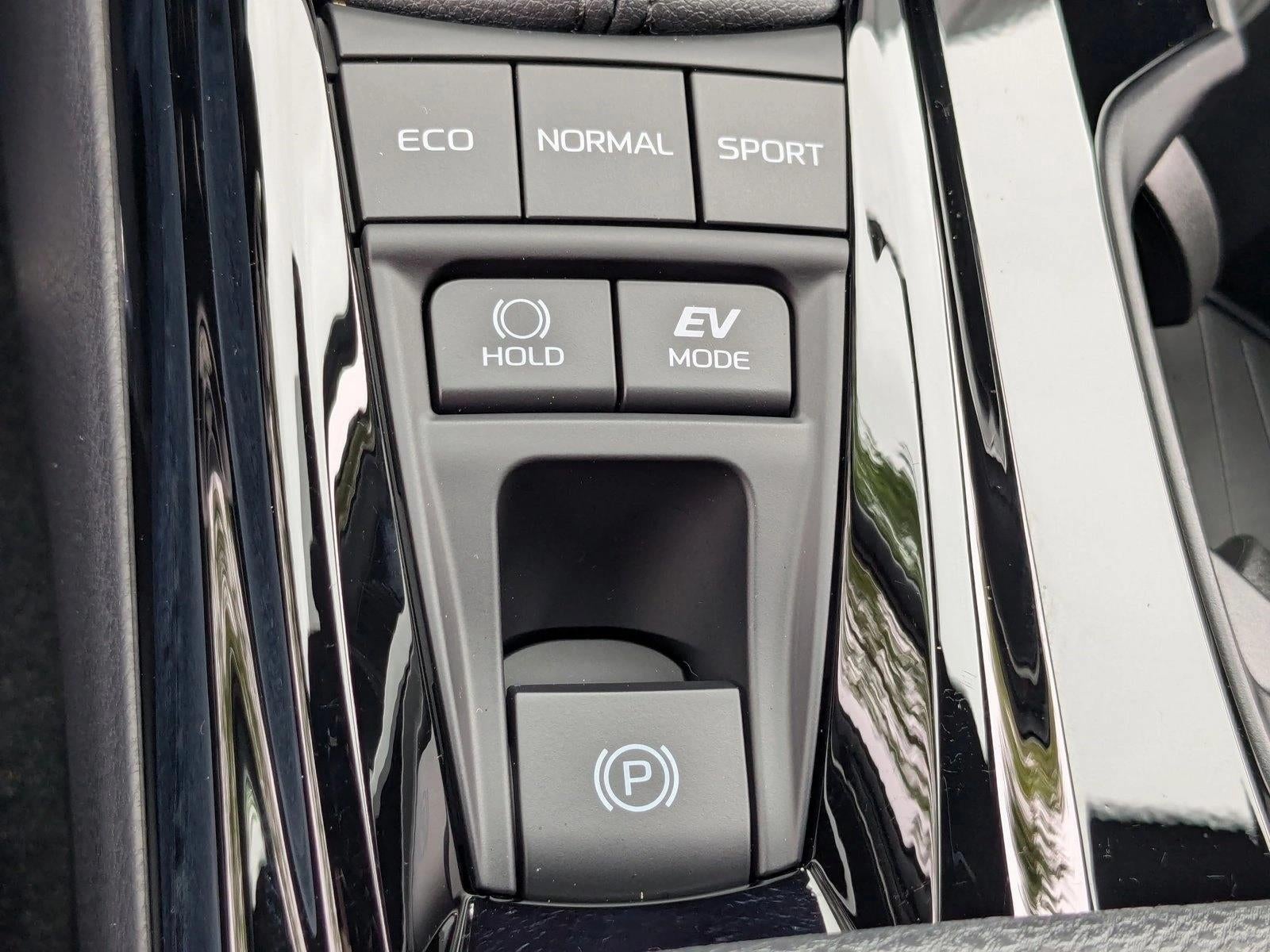 2026 Toyota Camry XSE (Natl)