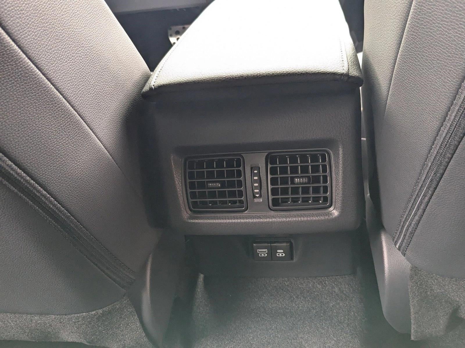 2026 Toyota Camry XSE (Natl)