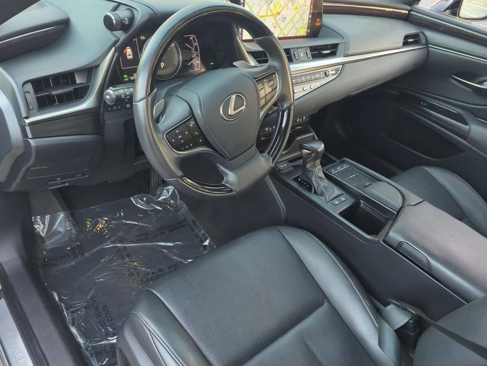 2019 Lexus ES 300h FWD