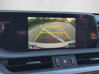 2019 Lexus ES 300h FWD