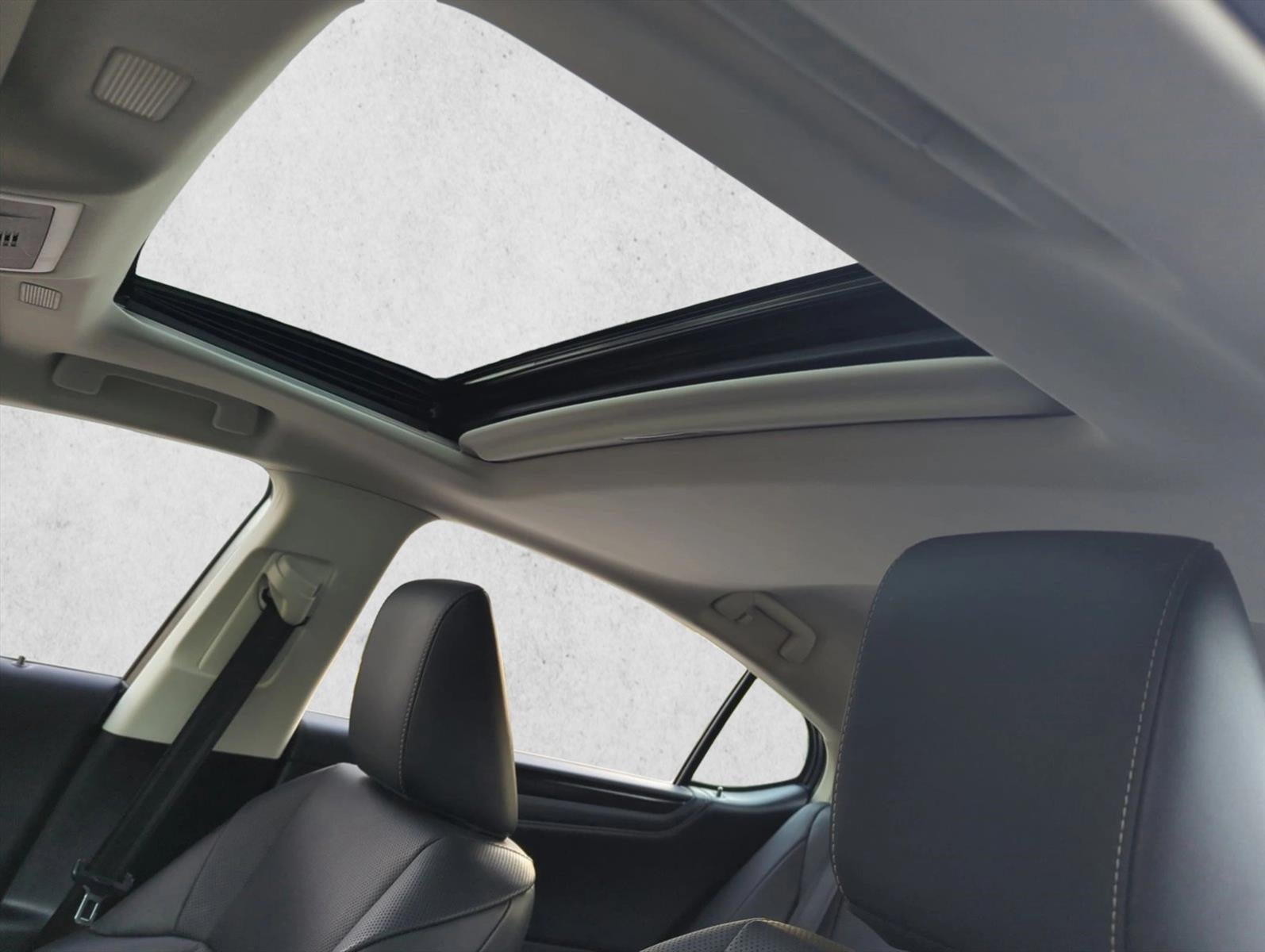 2019 Lexus ES 300h FWD