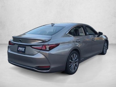 2019 Lexus ES 300h FWD