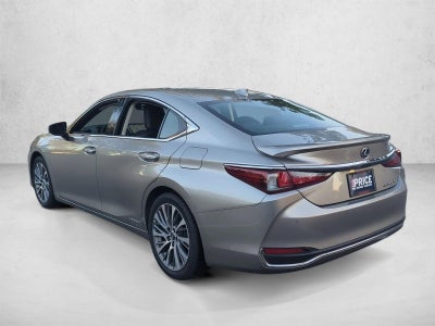 2019 Lexus ES 300h FWD