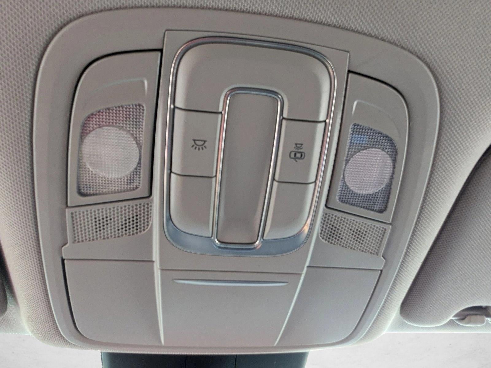 2019 Hyundai SANTA FE SEL 2.4L Auto FWD