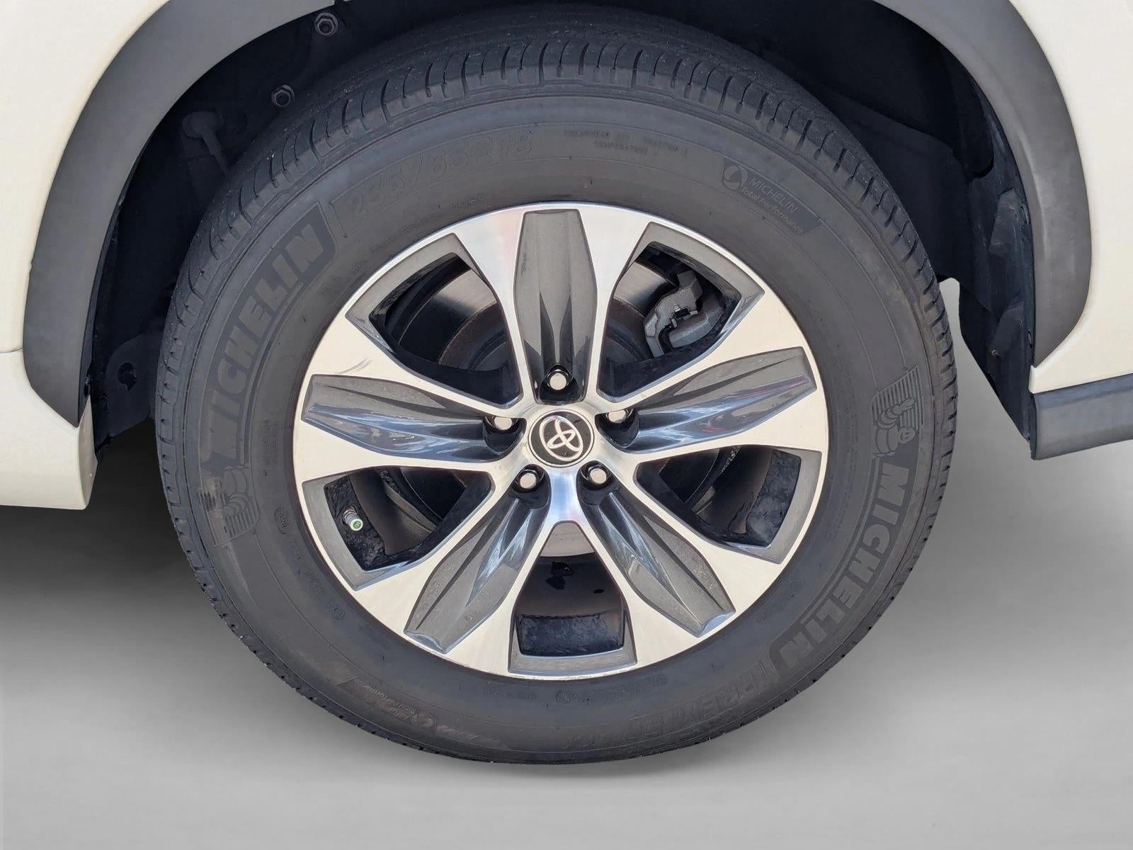 2021 Toyota Highlander XLE FWD (Natl)