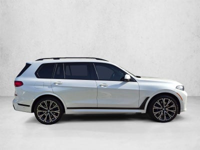 2022 BMW X7 M50i Sports Activity Vehicle