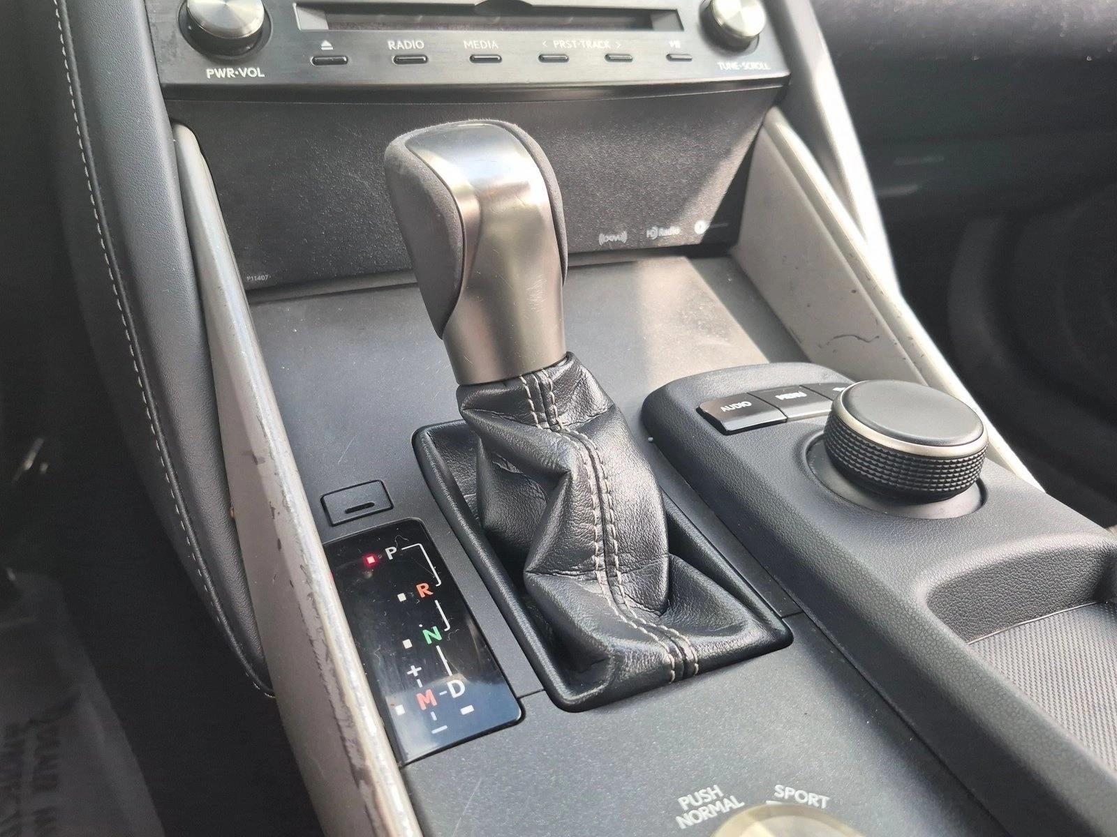 2018 Lexus IS 300 RWD