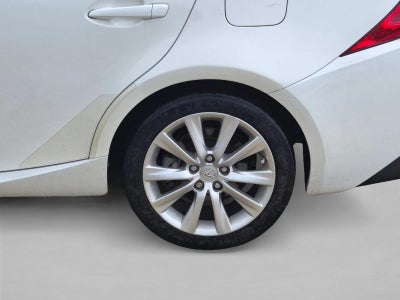 2014 Lexus IS 250 4dr Sport Sdn Auto RWD