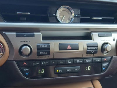 2016 Lexus ES 350 4dr Sdn