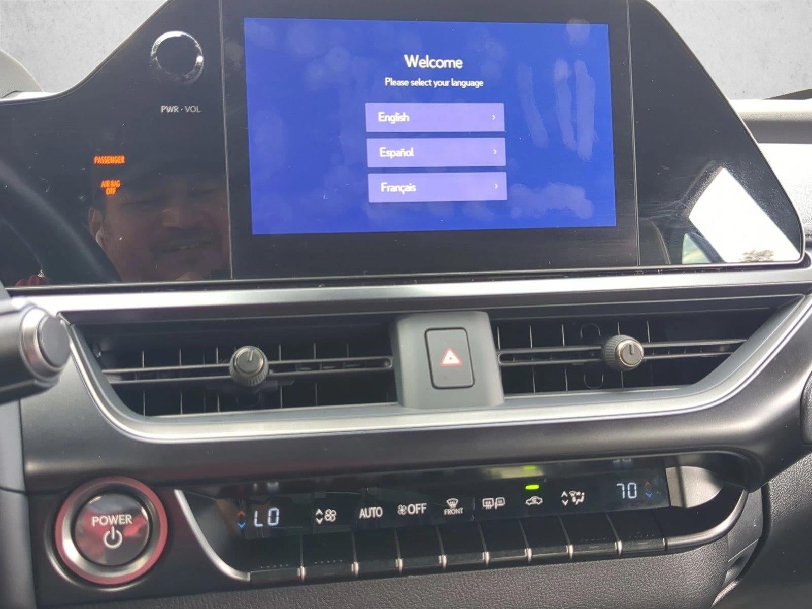 2024 Lexus UX 250h Premium FWD