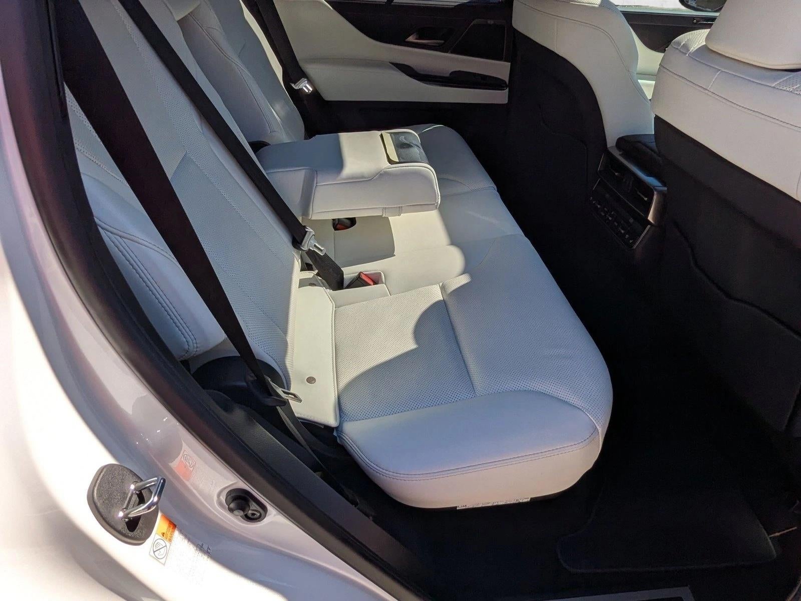 2024 Lexus LX 600 Luxury 4WD