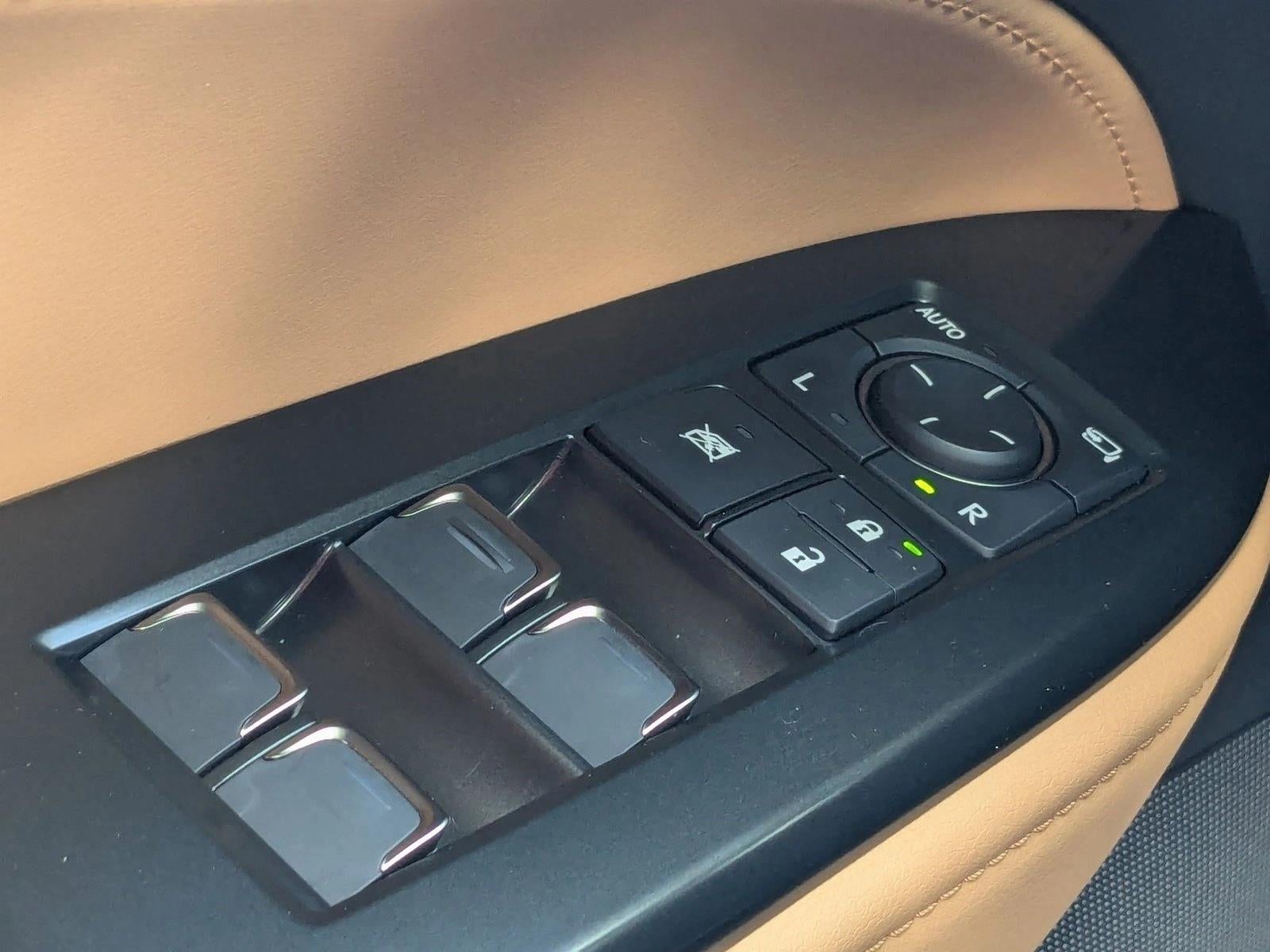 2025 Lexus NX 350h Luxury AWD