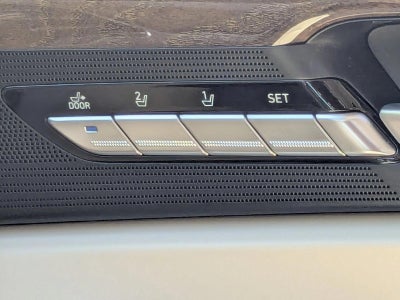 2017 Genesis G90 3.3T Premium RWD